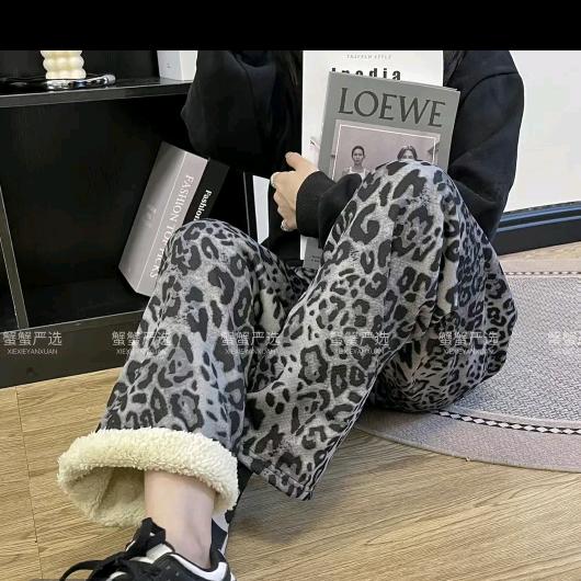 琳燃纺织服饰
