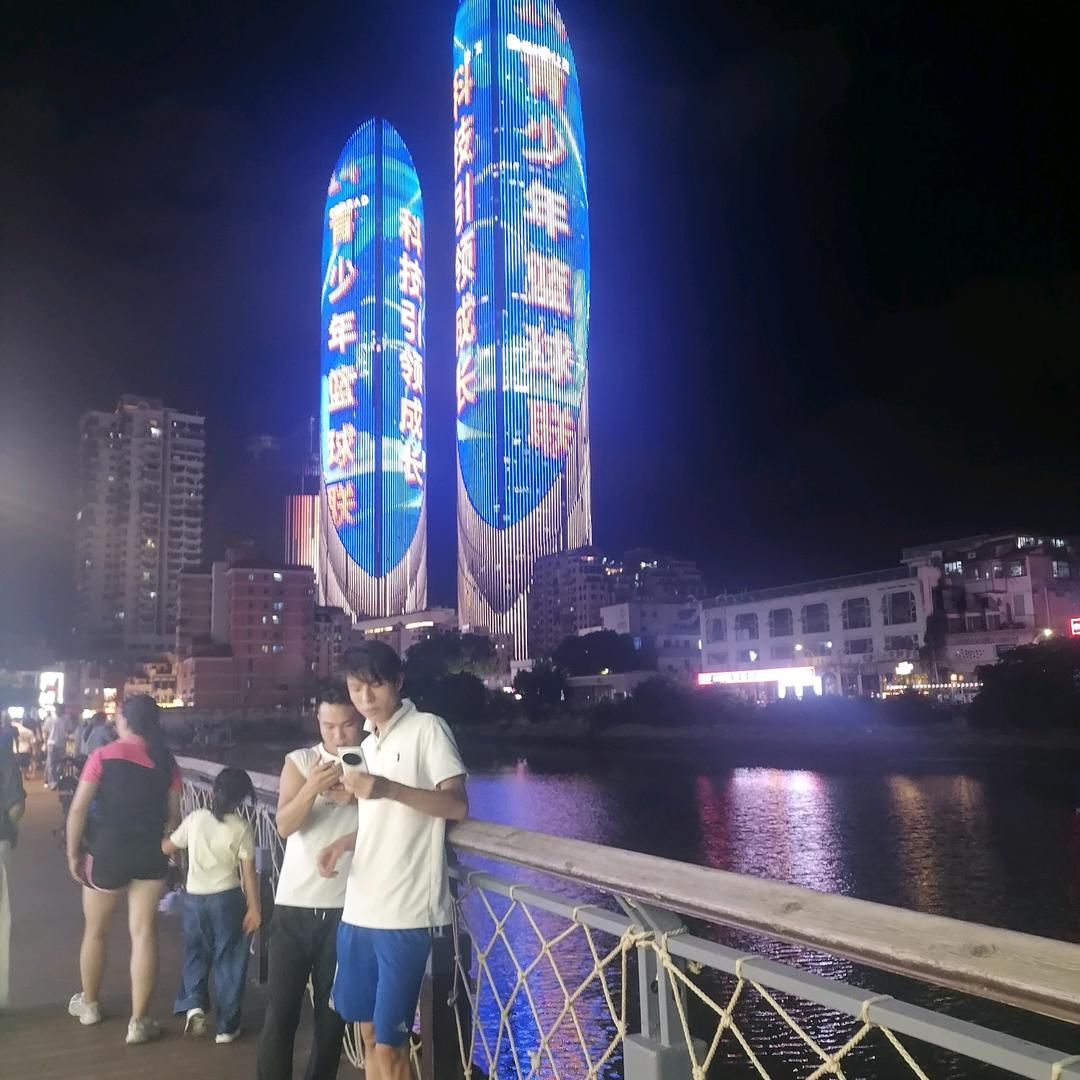 梅仁耀