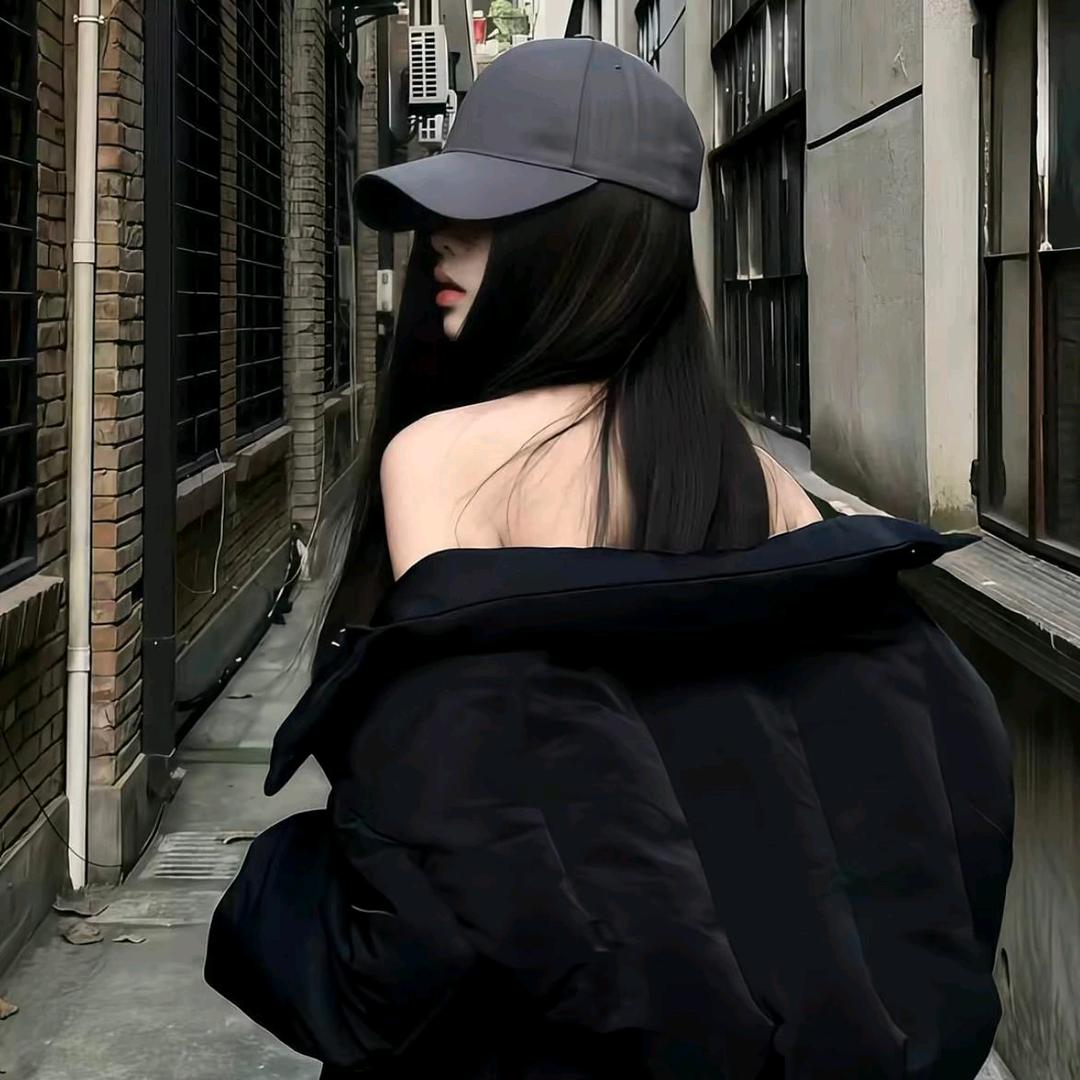 月@