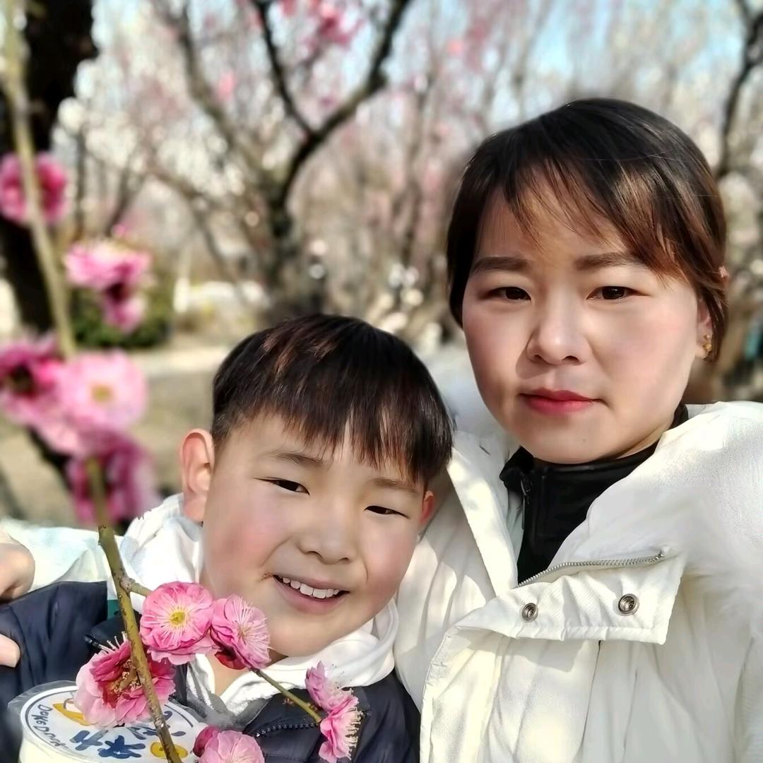 @小莉碳锅手撕鸡