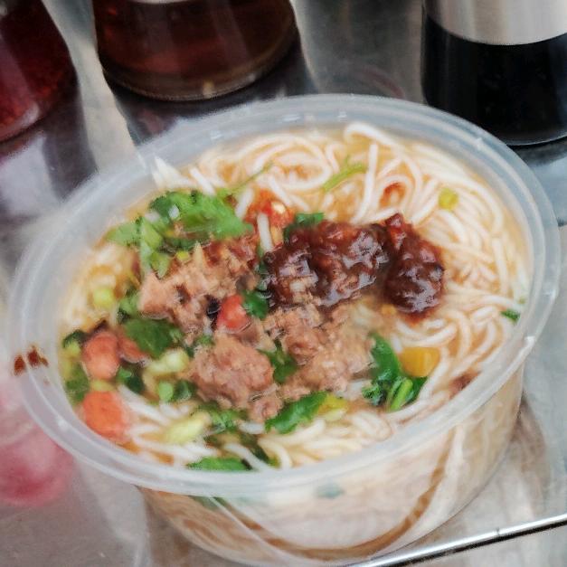 骨汤粉，李红连