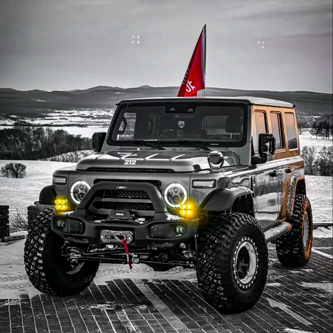 福建212越野车~ 枫子