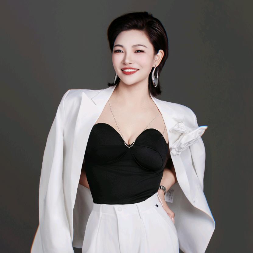 馨玺盛世——全国招商总监 美美