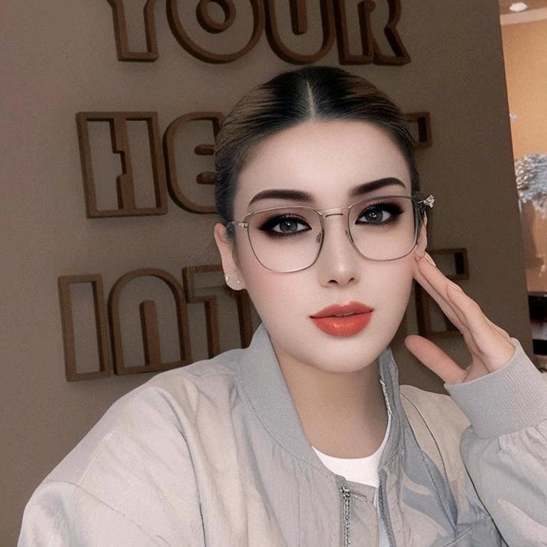 💞👑一步 👑💞