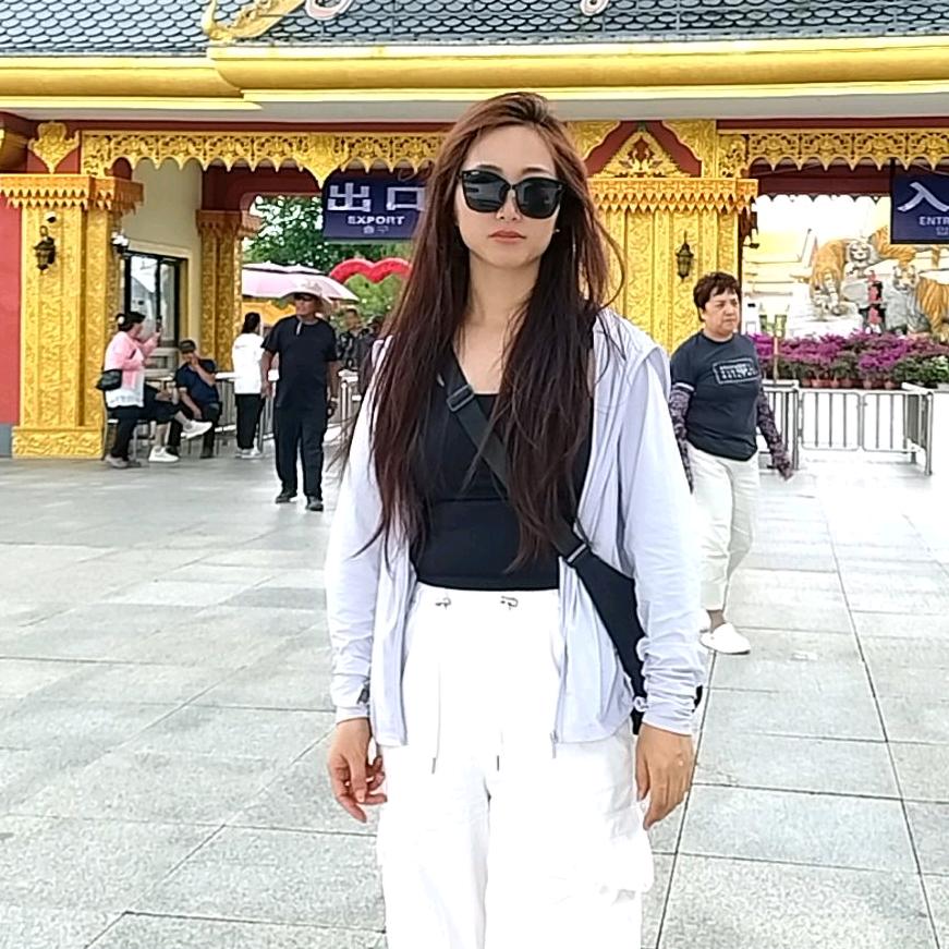 @龑滟♞
