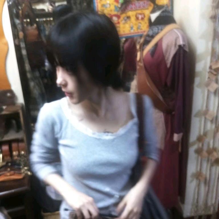 悲伤脆柿子