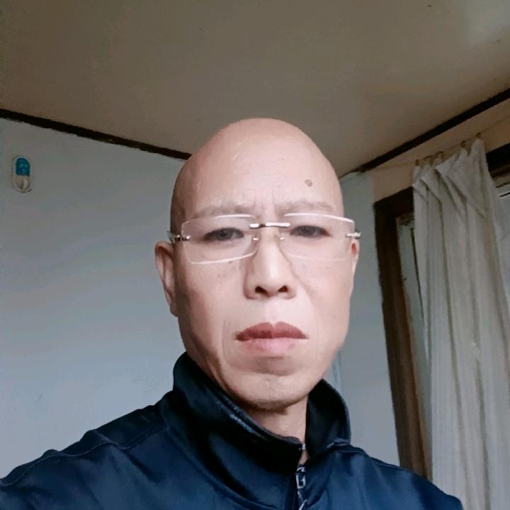 六月初陆