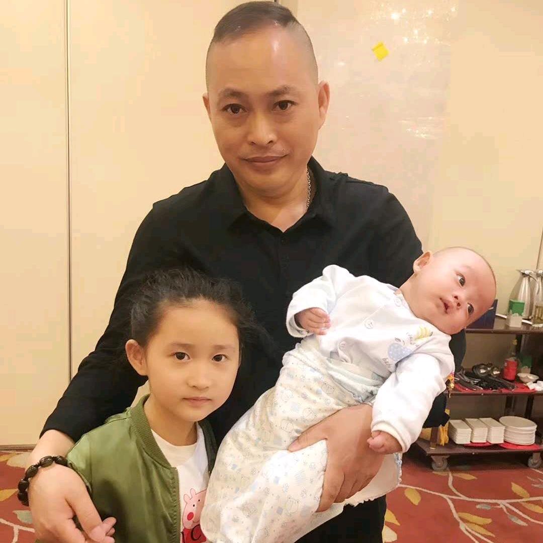 驰马荡江湖：龍