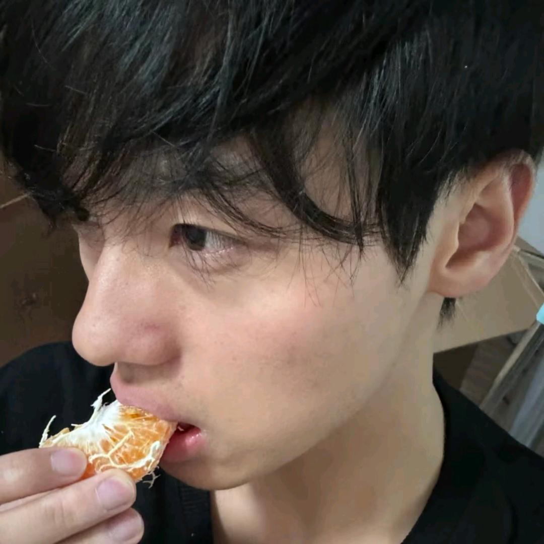 喜欢的女生都是le