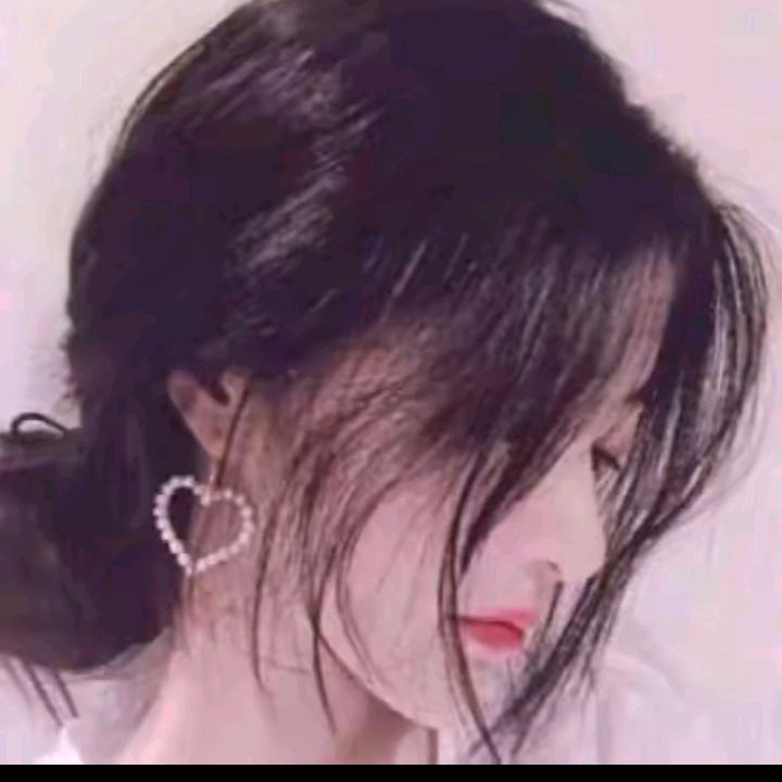 天在下雨我在想你