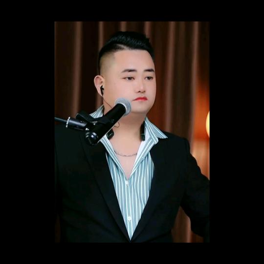 狼凯🎹（南方楠）