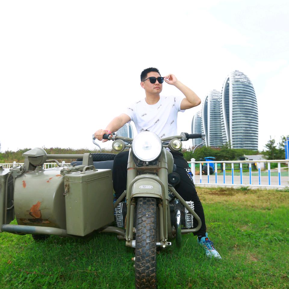 肖华蓝天篮球馆