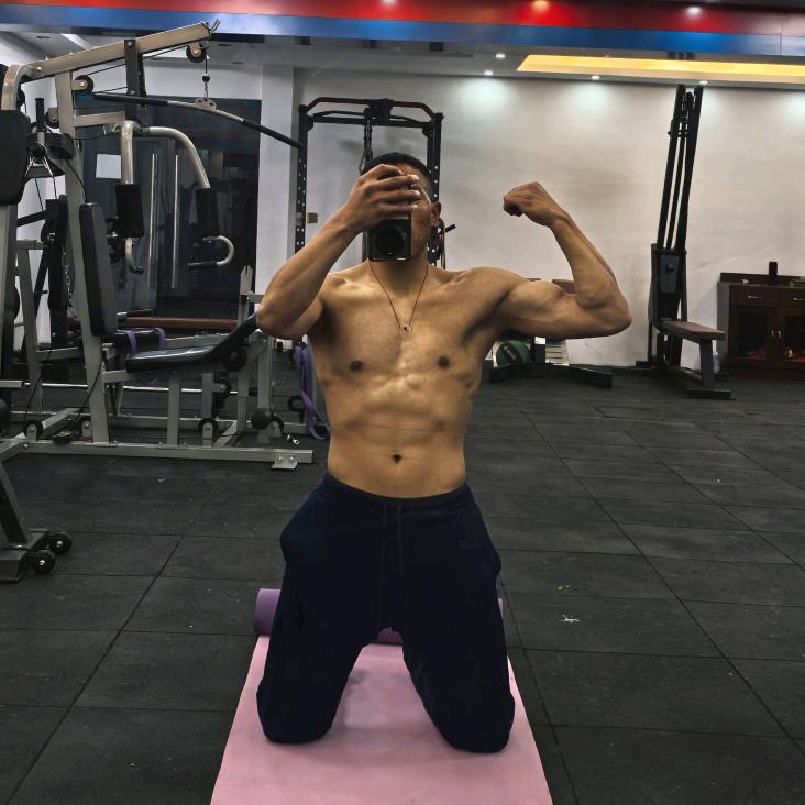 “没天赋  就拼命 ”