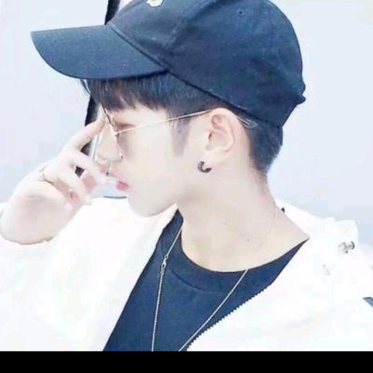 不夜侯。忘忧君