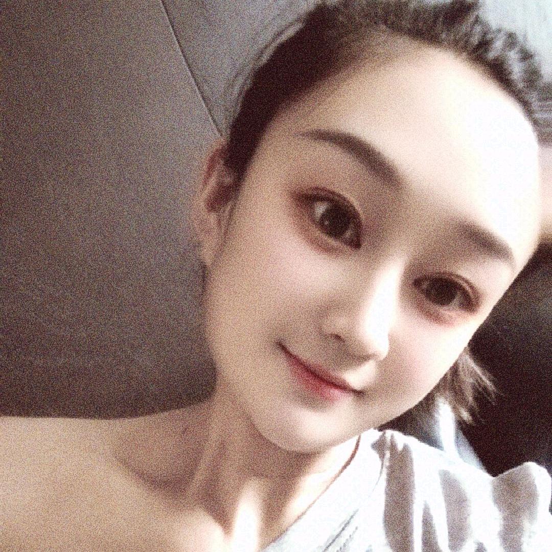 小小菲♡´･ᴗ･`♡