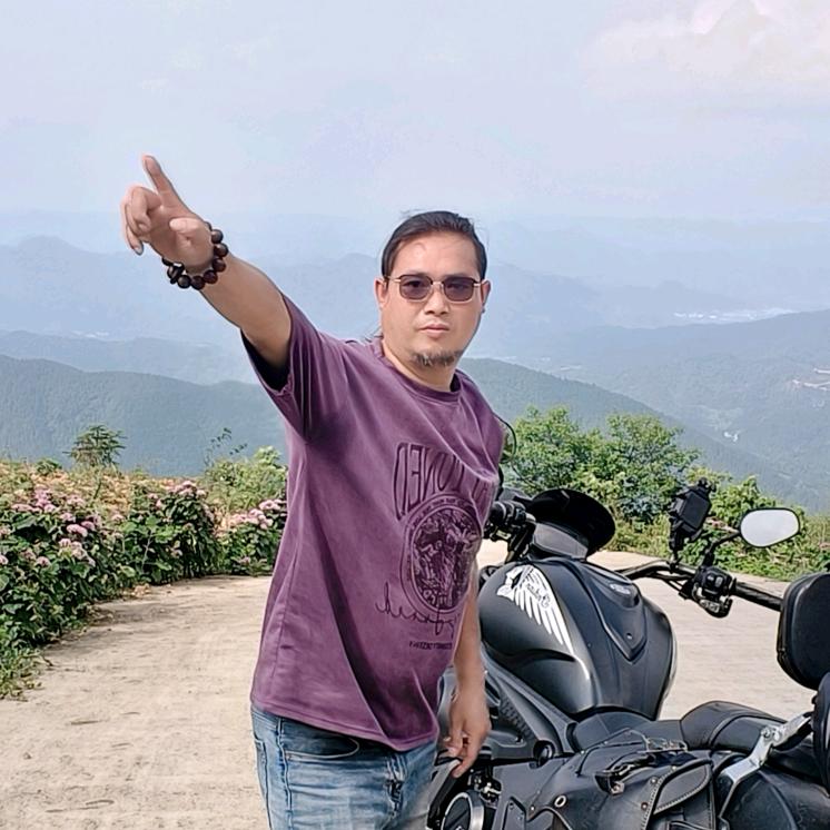 黔东胡子哥（ 梵哲 装饰 ）