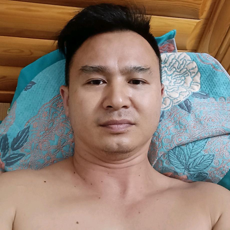 曾经的傻瓜当哑巴！