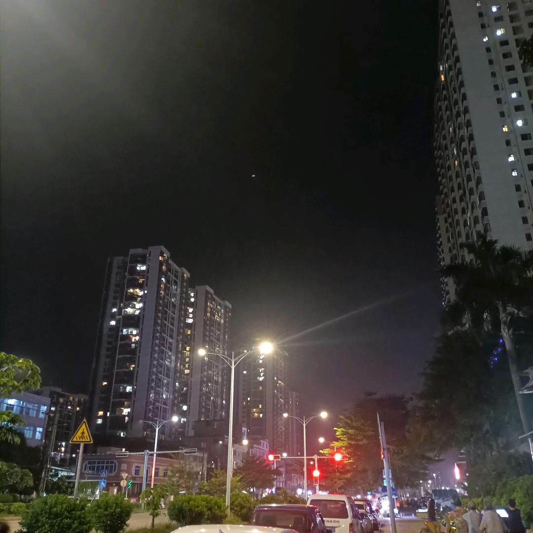 ⑉周周-