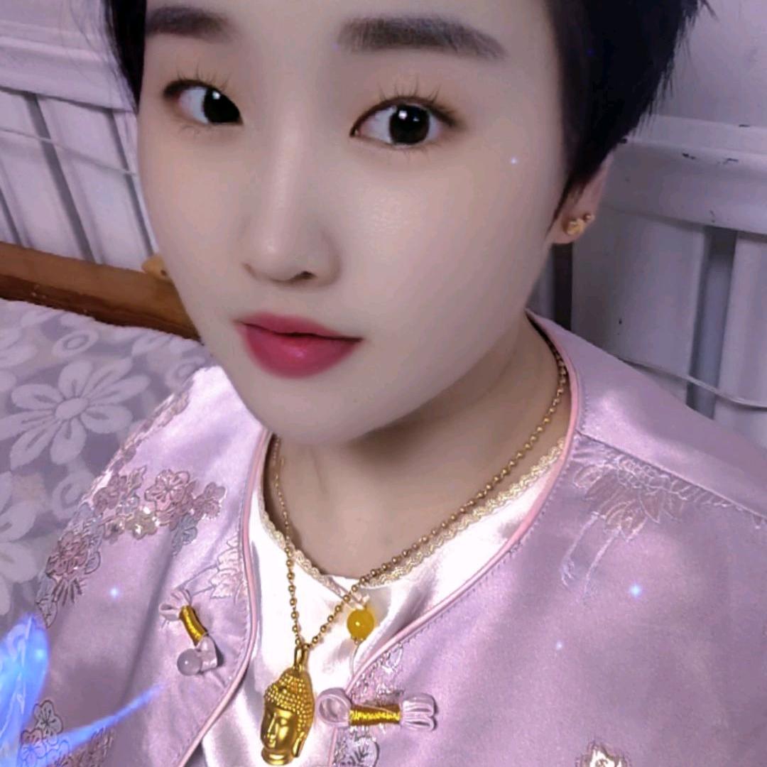 丹妮       方