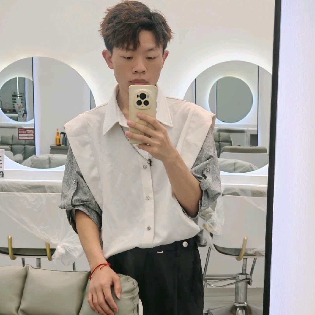 伊渼公园九街超老师