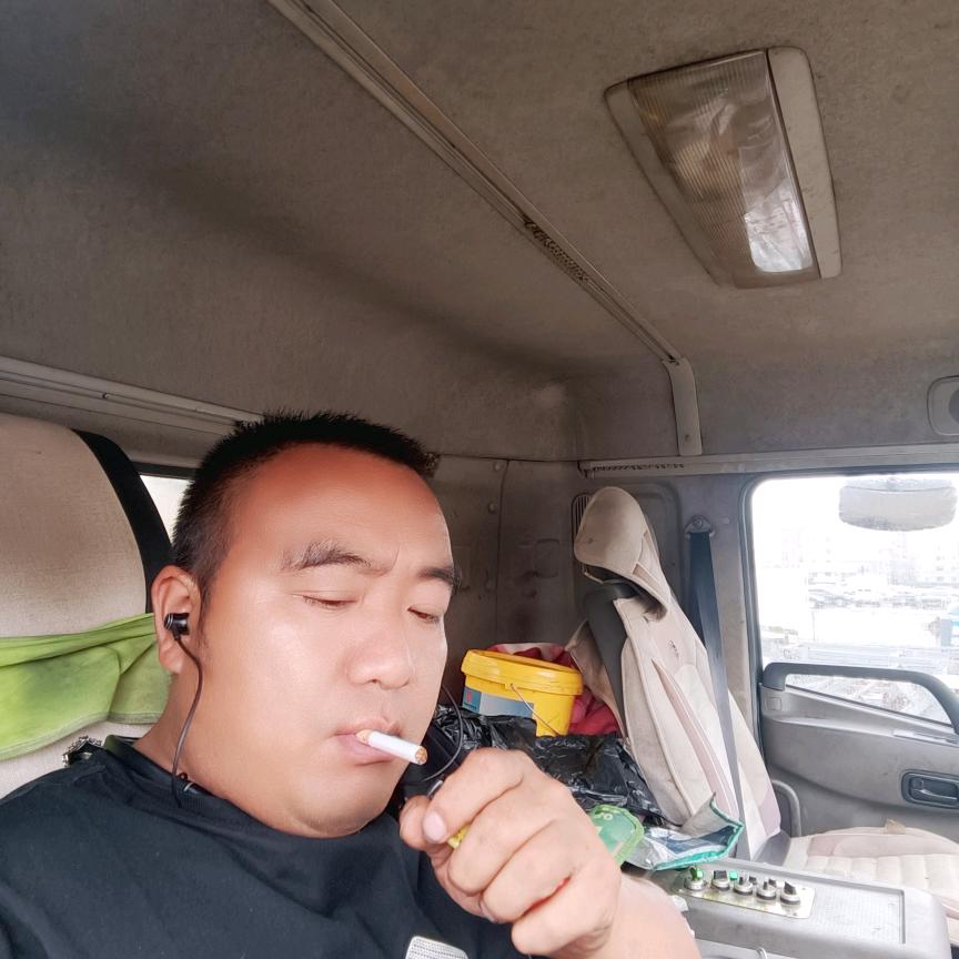 单亲爸爸是个老兵