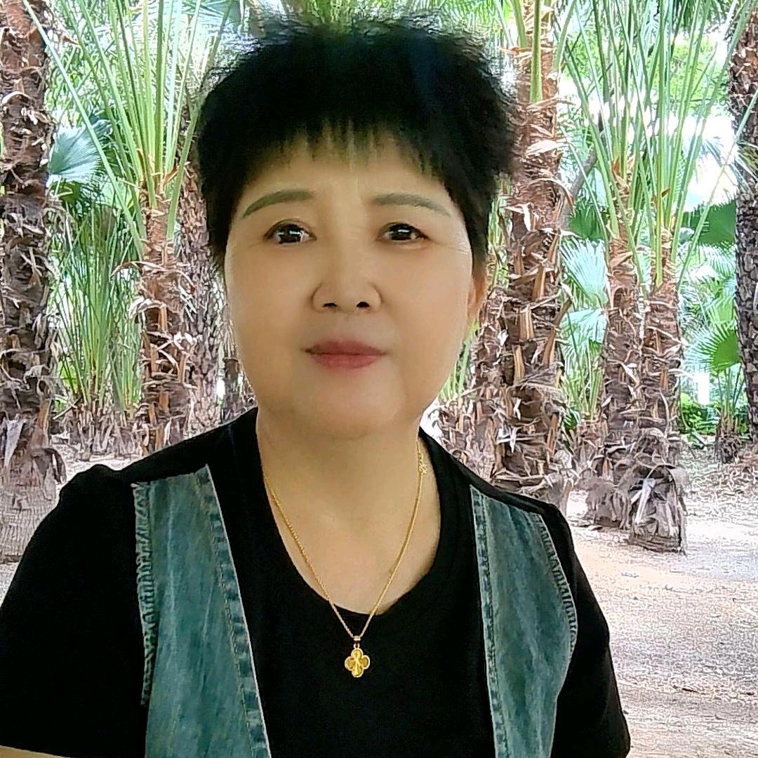 月儿姐下午13.18开播