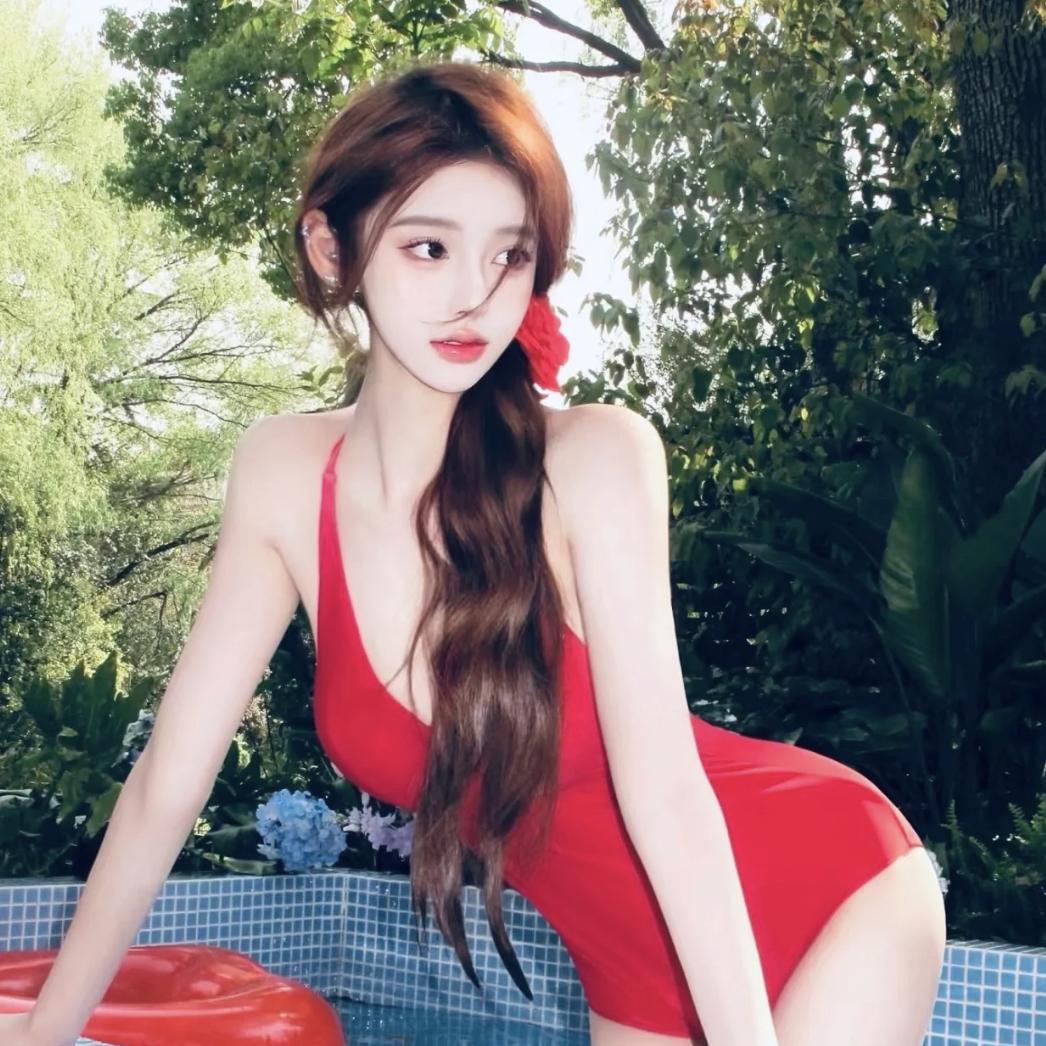 乃瑶（峡谷女司机）