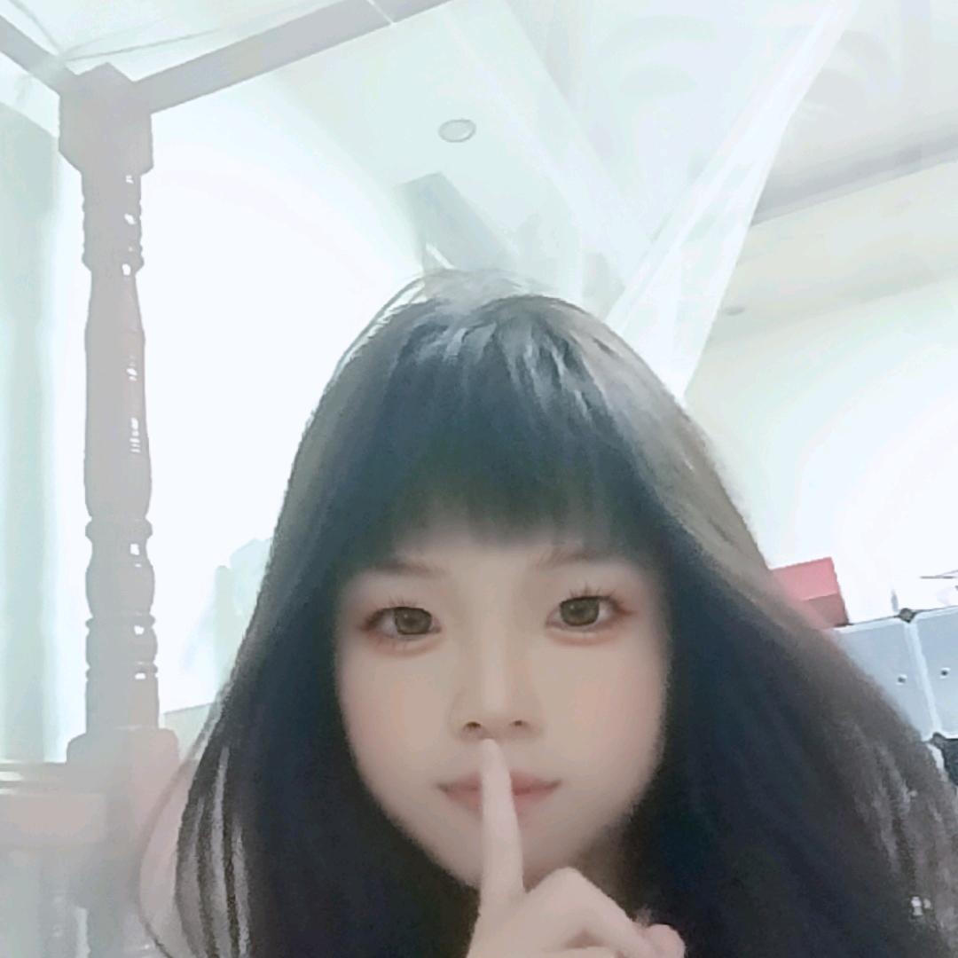 文文爱跳舞