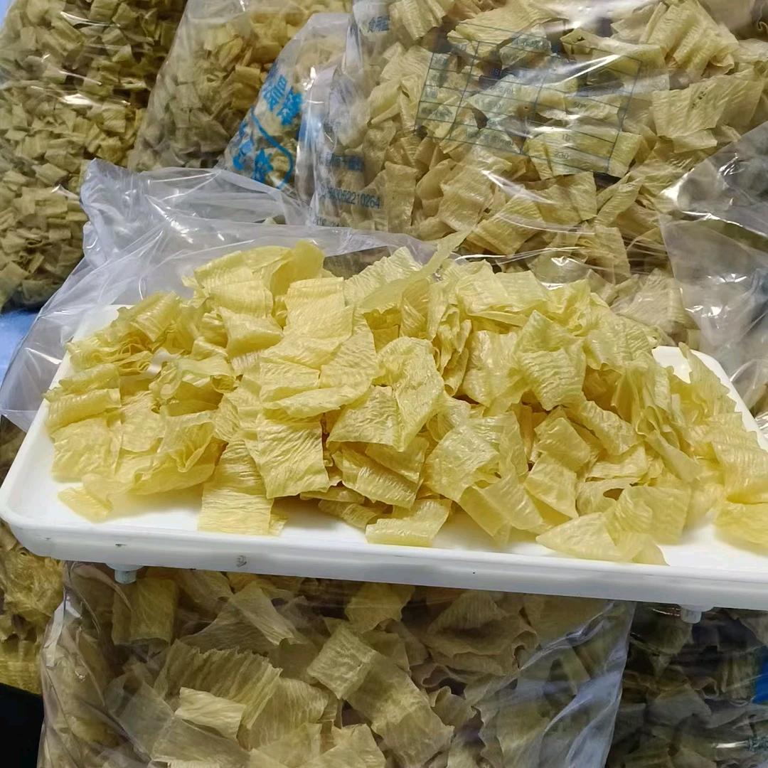 铠晨锋食品店助力忘忧草早上8：10开播