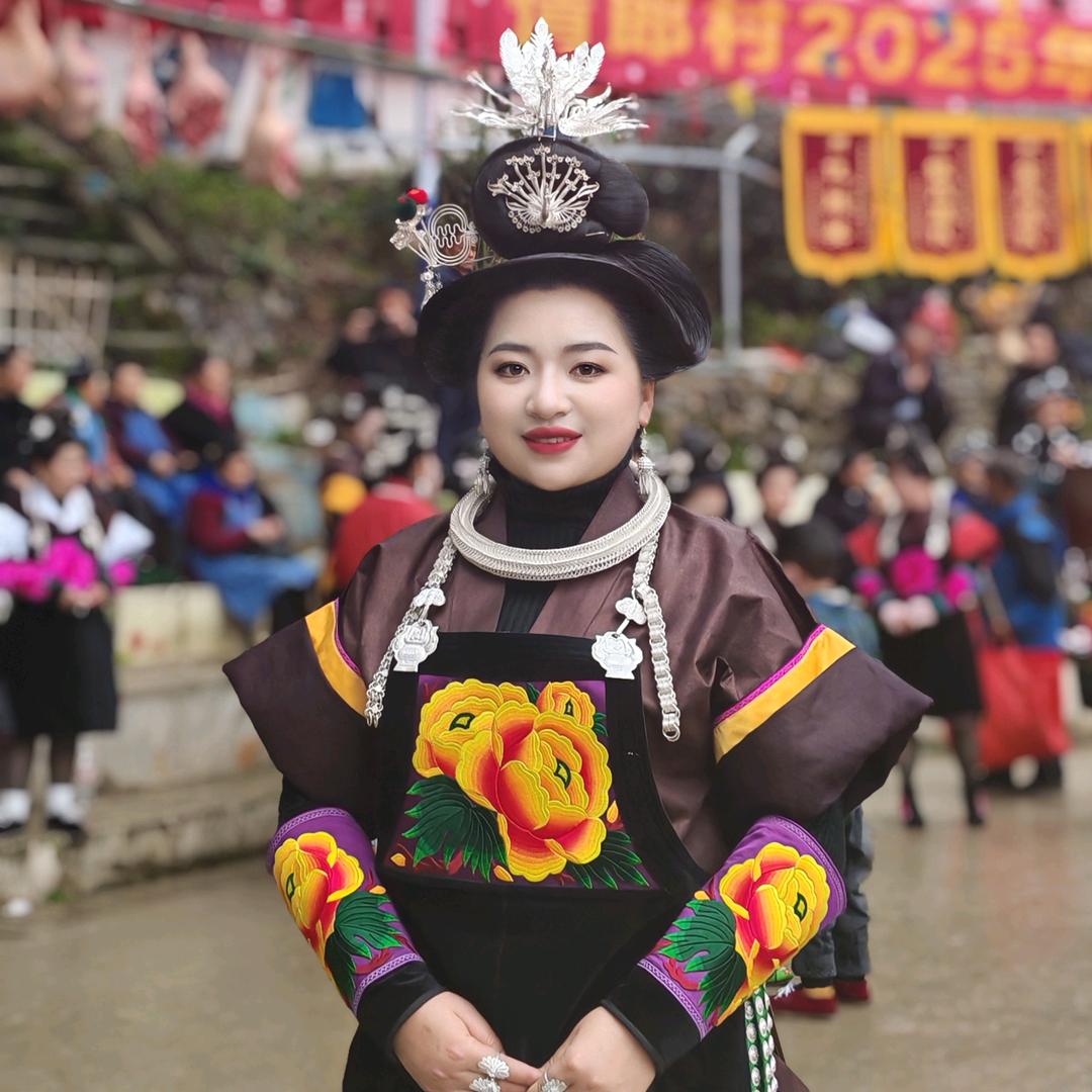 维尼熊🐻（梳馨美妆屋）