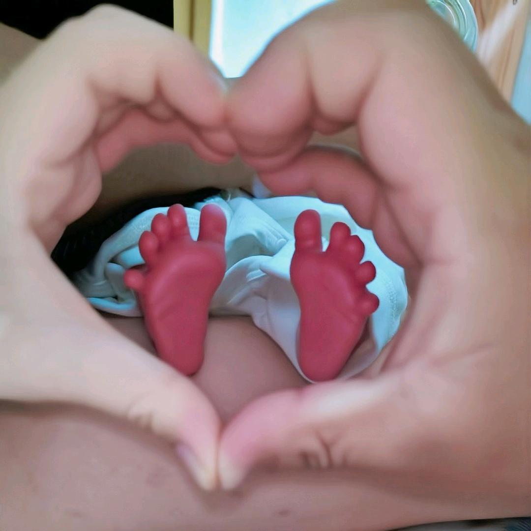 老婆宝(˵¯͒〰¯͒˵)