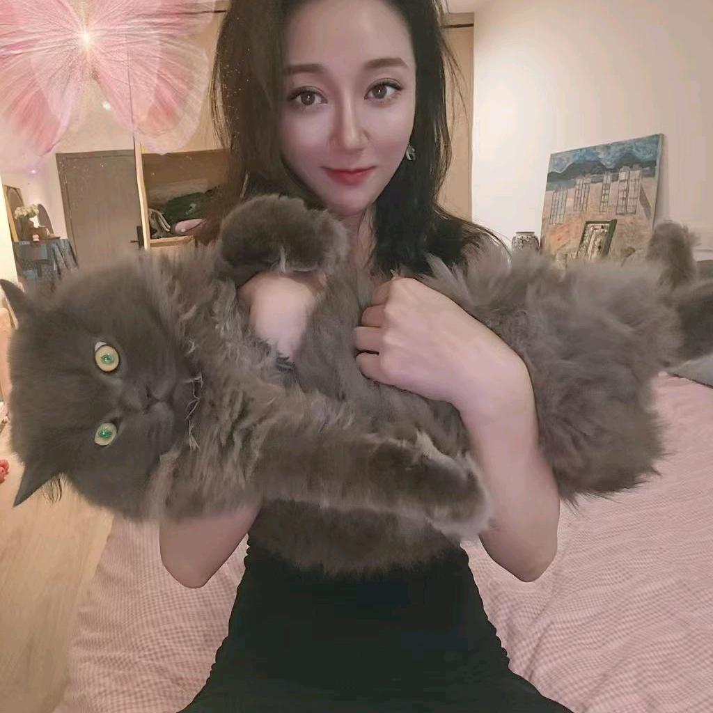 郭包包是个大帅哥