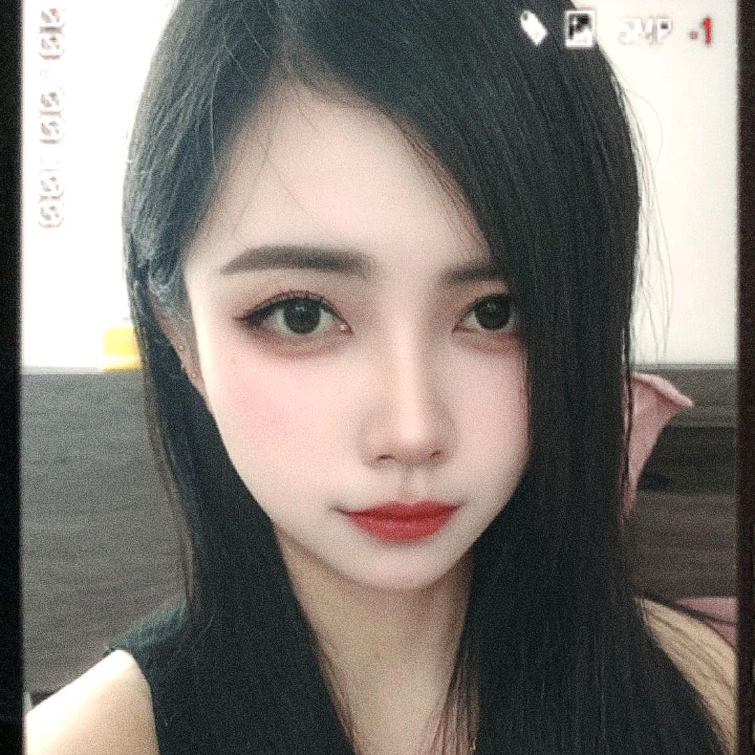 晶💋💋💋