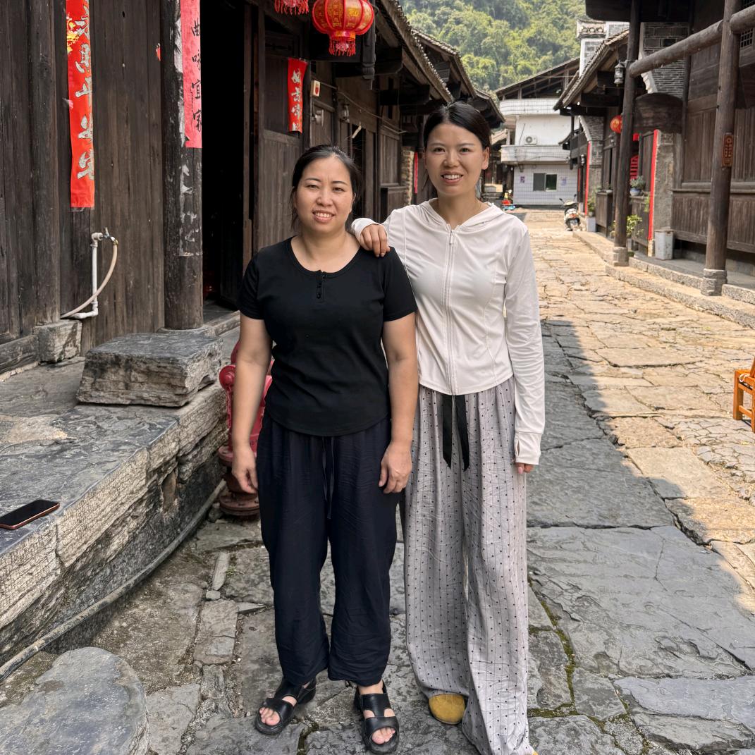丽姐大姑子