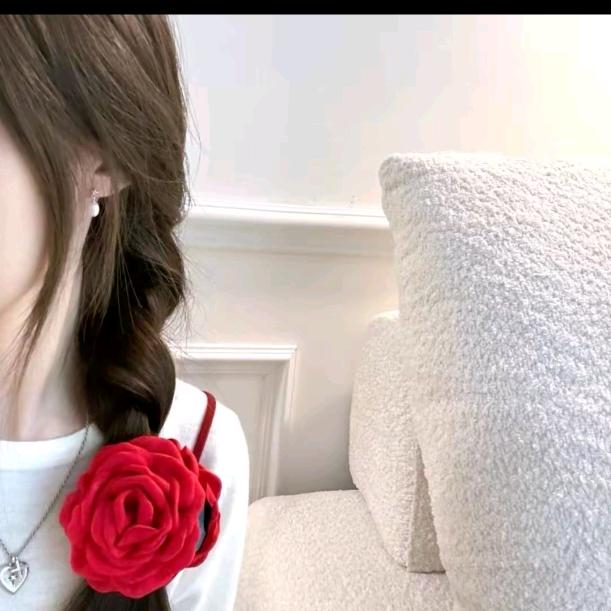 🕊NǔRོℬⅈℽα⸙🕊🦋