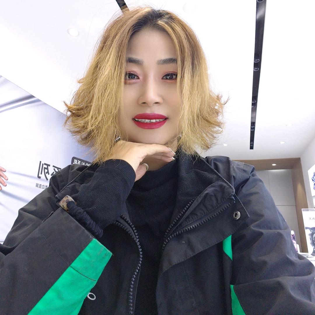 OPPO王苗苗在富平卖手机（手机有国补）