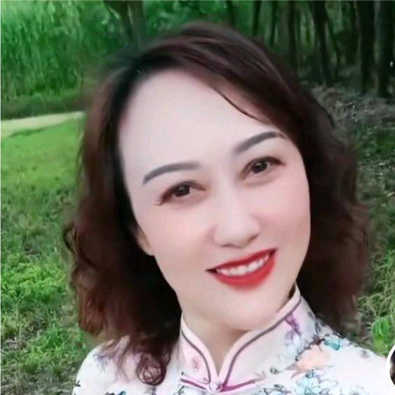 美女