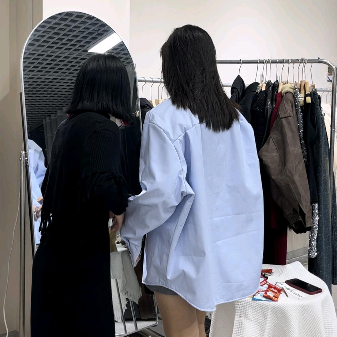 557(化妆师小九)