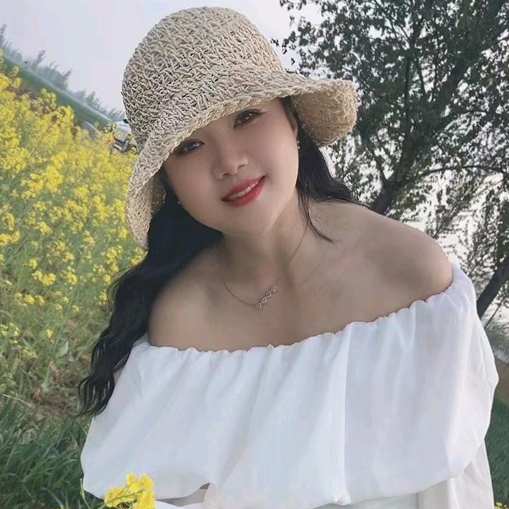 倩倩(苹果型身材）