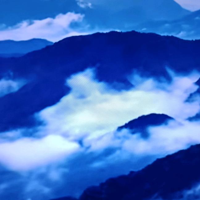高山览晓