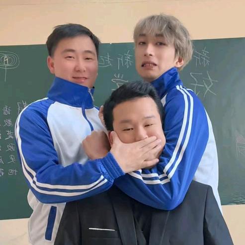 半糖兄弟