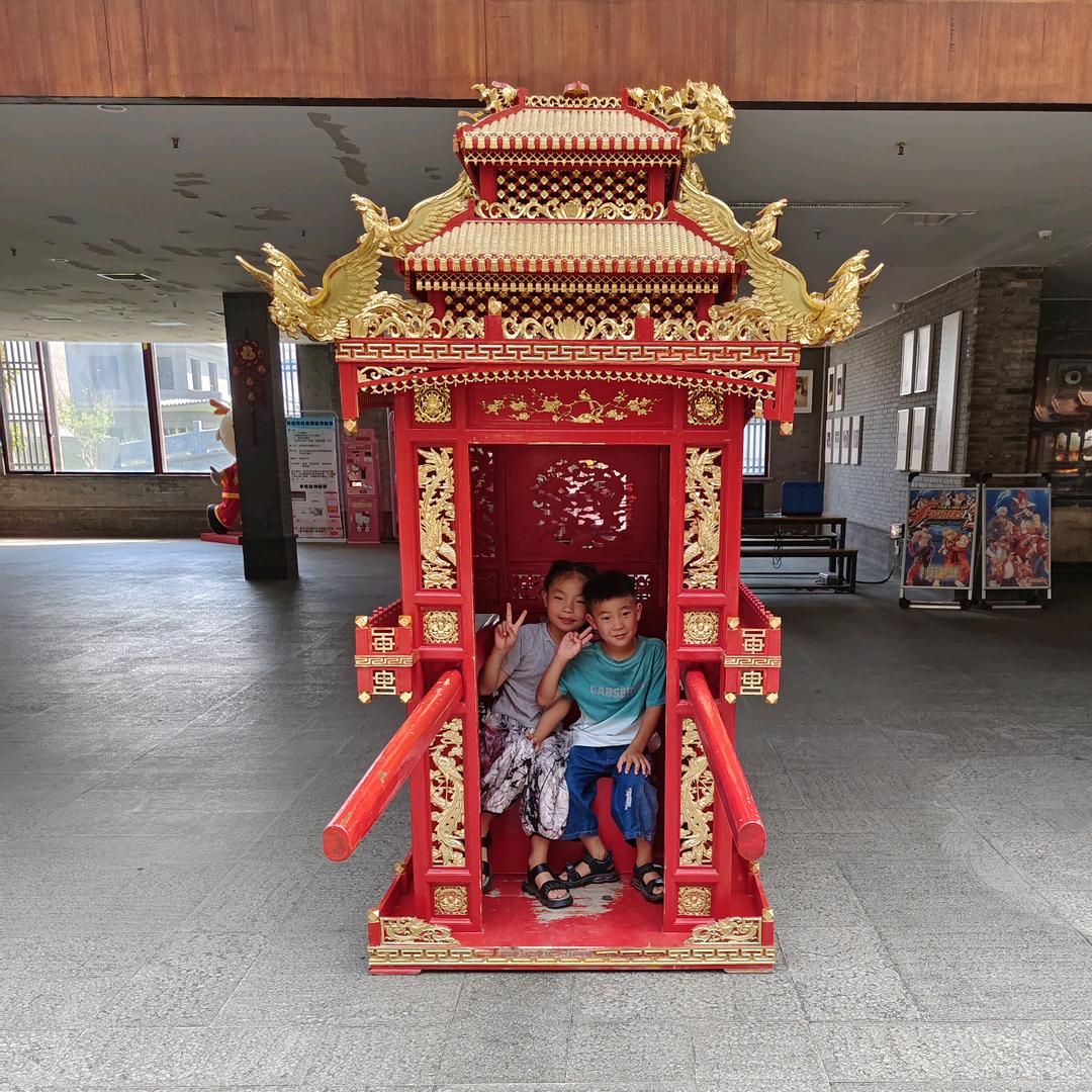 爱喝珍珠奶茶的猪