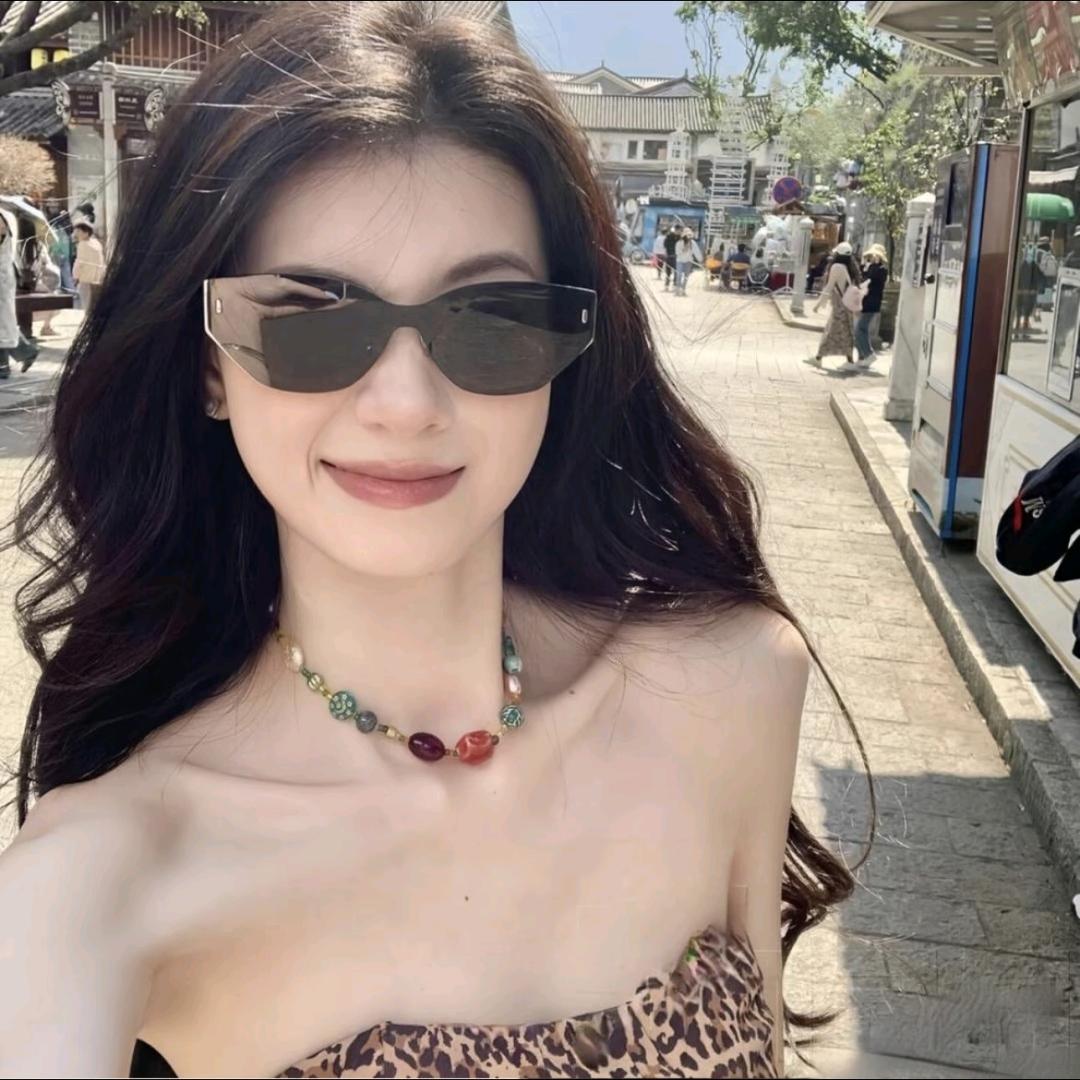 小小婷