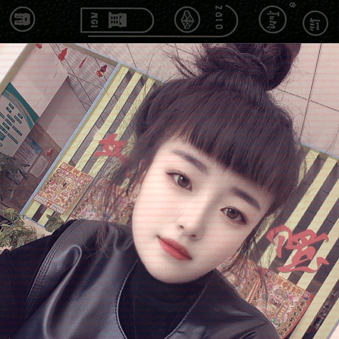 女人不狠地位不稳😁