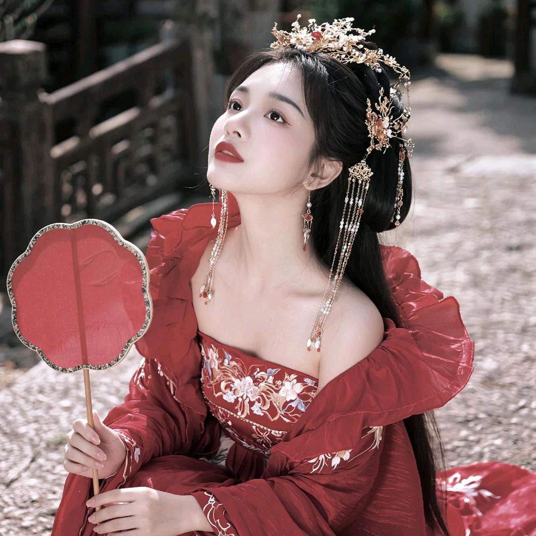 🌸  瑶 槑   🥰