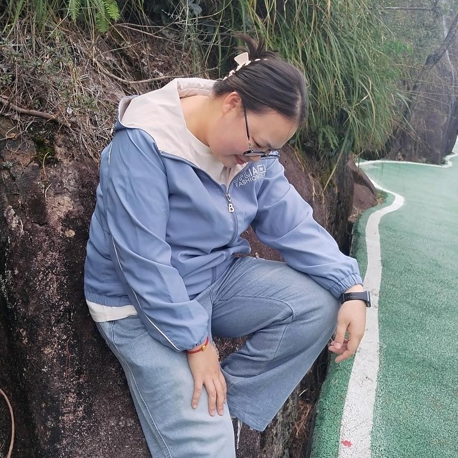 正儿八经的包租婆