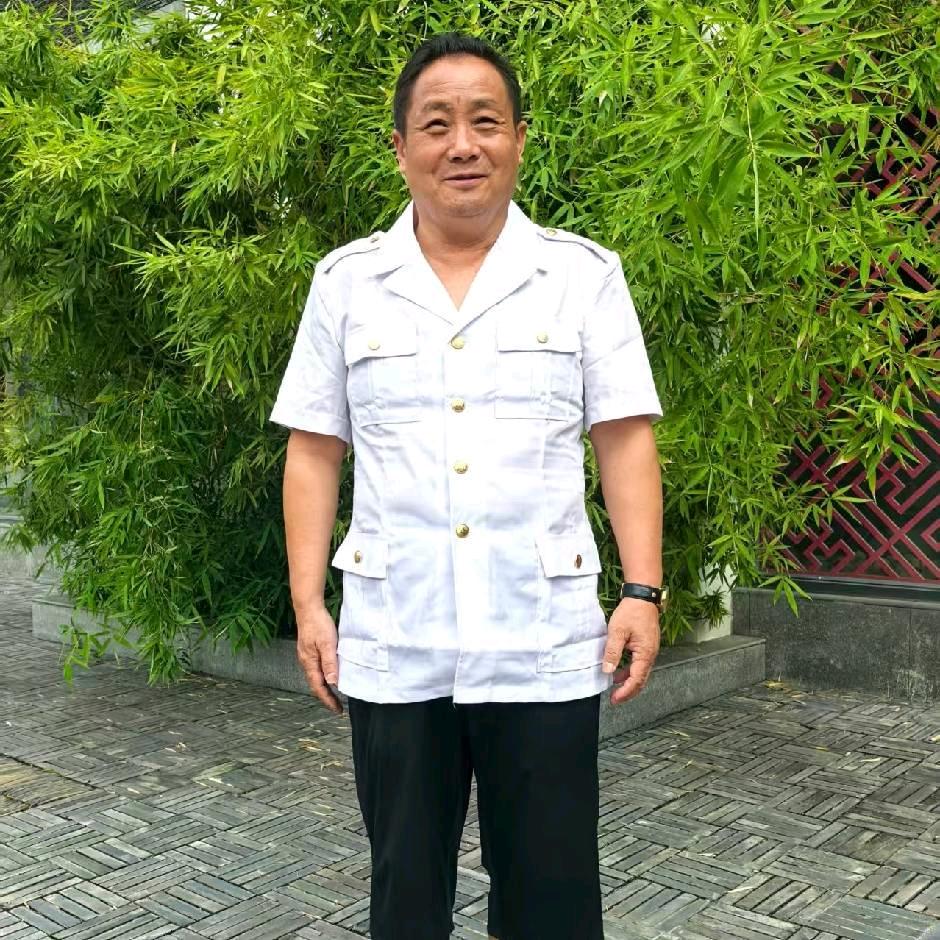 杨平先生