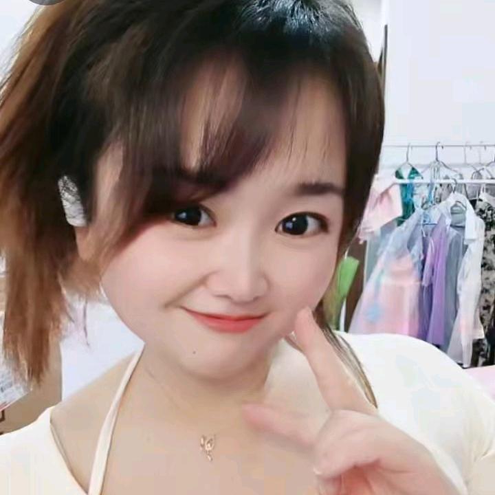 莲藕妹《余生开心就好》