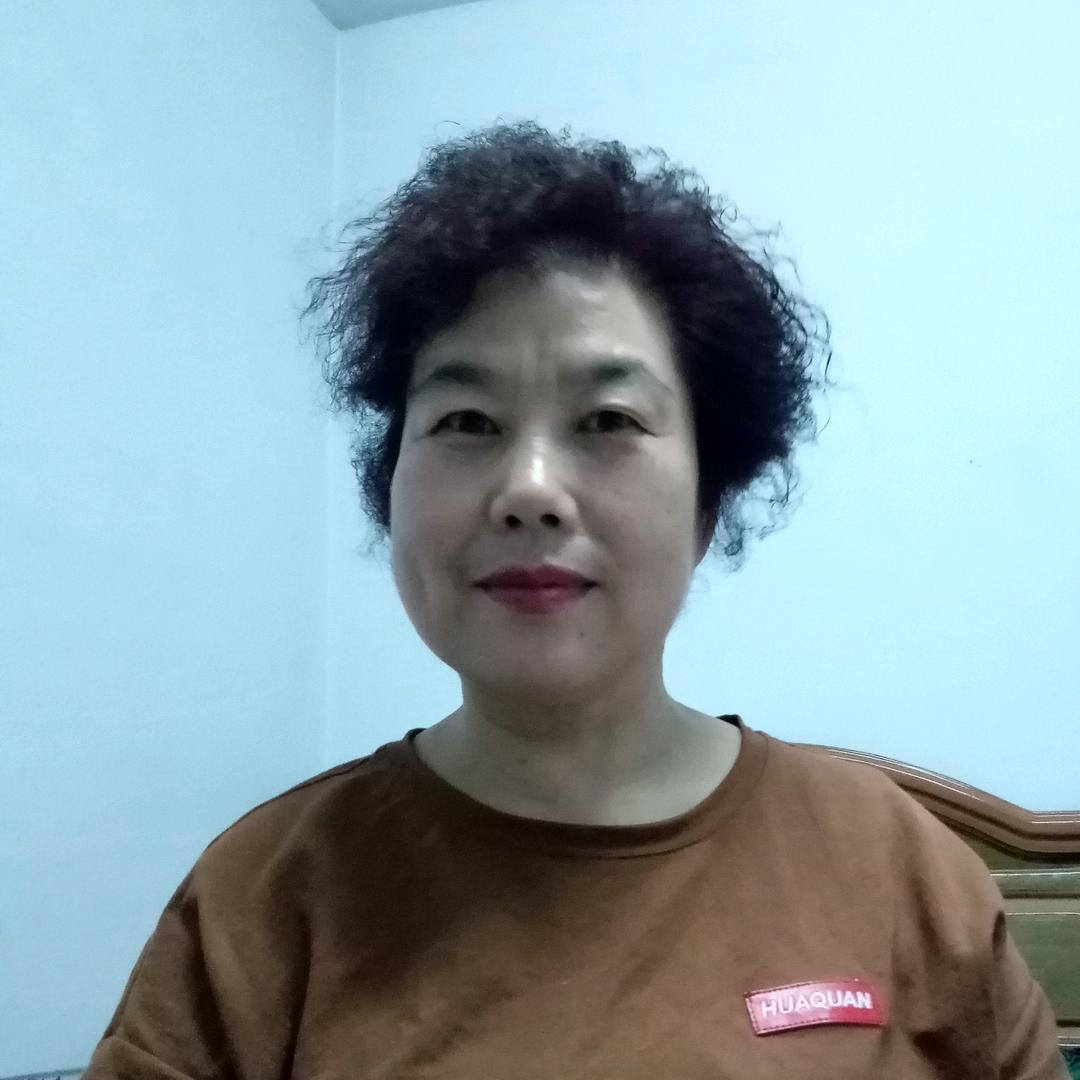 佳莹