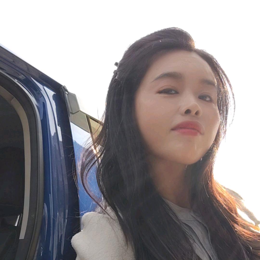 三棵树～梁海霞🏜